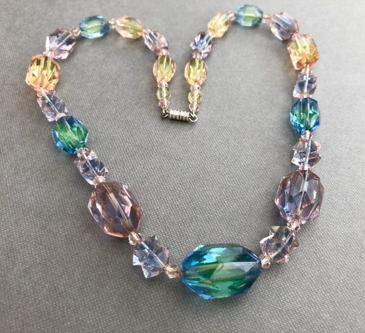 1930s Uranium Glass Beads - SOLD - Jewels Past | Vintage Costume Jewellery